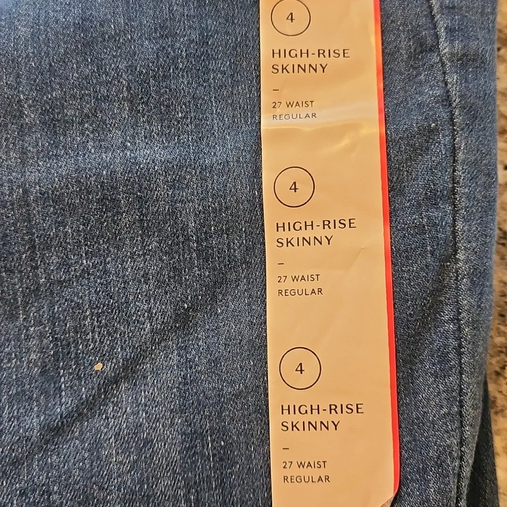 👖UNIVERSAL THREAD HIGH RISE SKINNY JEANS